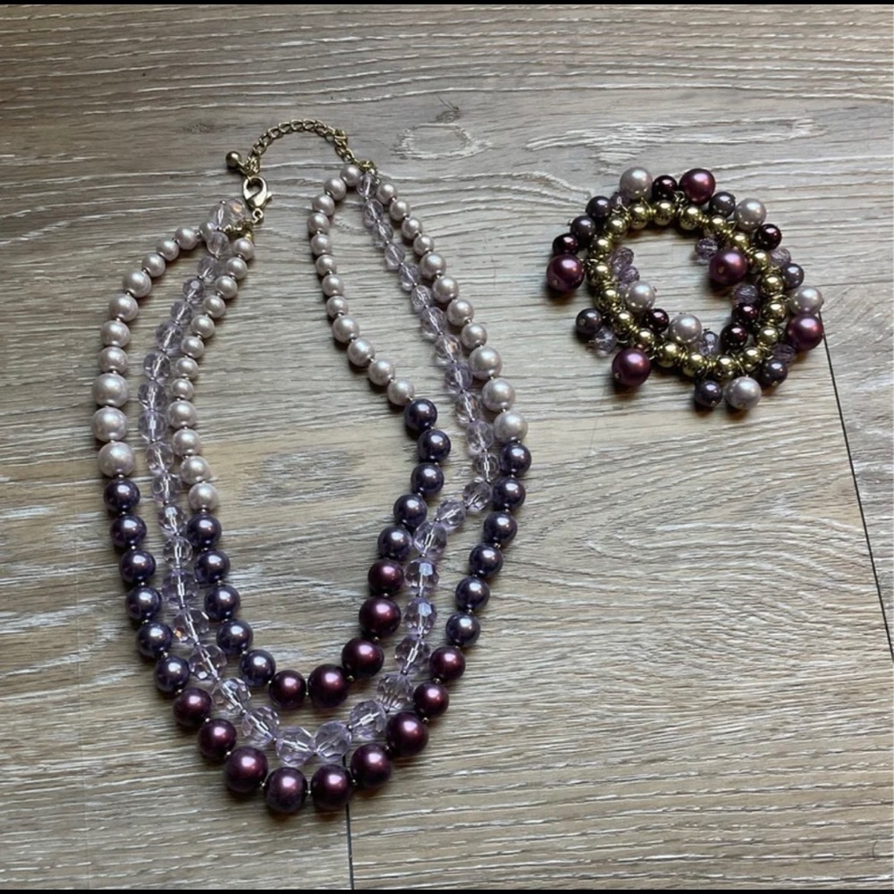 Charming Charlie Necklace and Bracelet Set